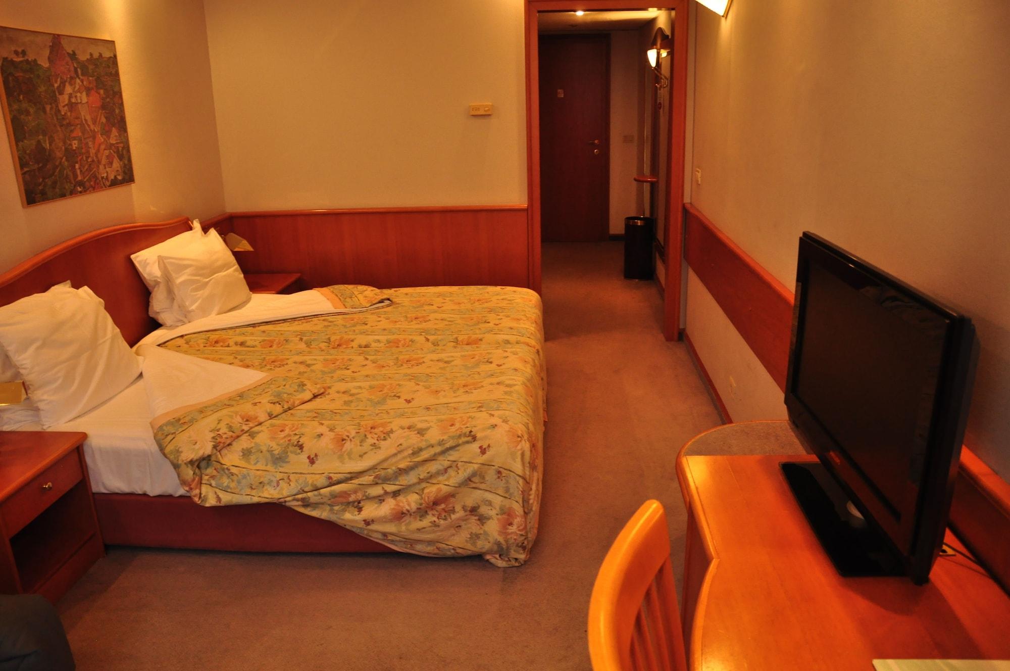 Hotel Krka - Terme Krka 노보메스토 외부 사진